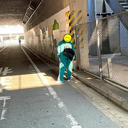 ④ ゴミ拾いは「スクワット式」で福（運）を呼ぶ筋トレ効果も！